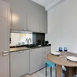 Chic Apartment - 2Br 6P - Roquette