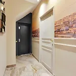 Chic Apartment - 2Br 6P - Roquette