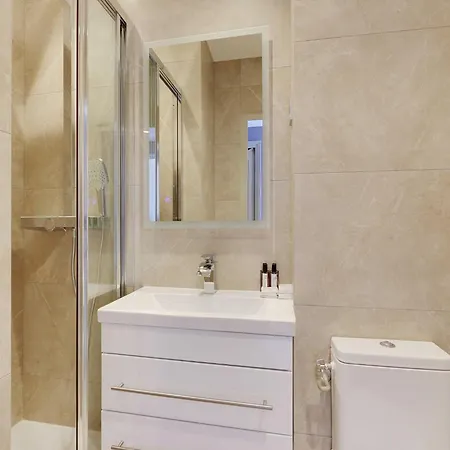 Chic - 2br 6p - Roquette Parigi